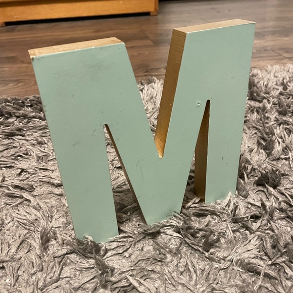 “M” Decor - Picture 2 of 4